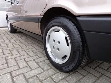 Audi 80 Berline 1.8 S NE — photo 23