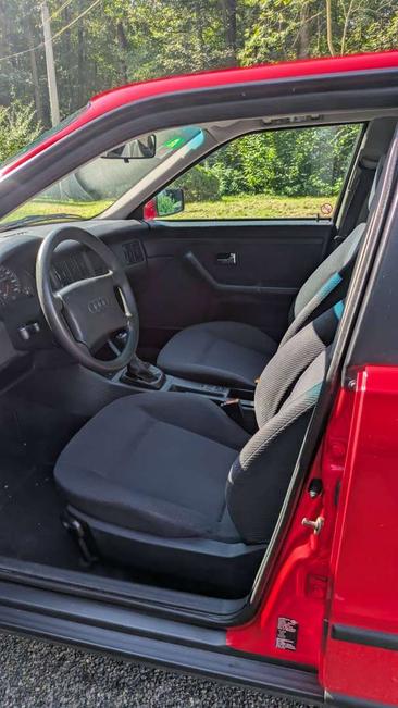 Audi 80 Berline 2.6 V6 — photo 11