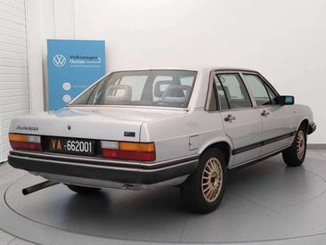 Audi 200 Berline 5T — photo 5