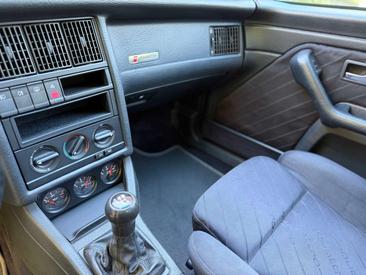 Audi 80 Berline 2.0 16V — photo 13