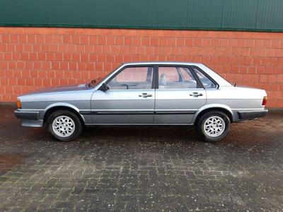 Audi 80 Berline 1.8 E