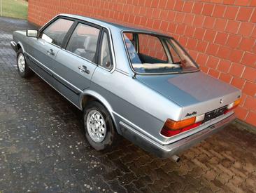 Audi 80 Berline 1.8 E — photo 3
