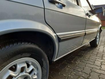 Audi 80 Berline 1.8 E — photo 9