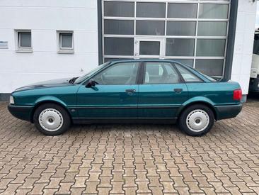 Audi 80 Berline 2.0 E — photo 2