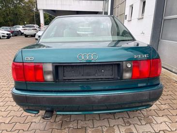 Audi 80 Berline 2.0 E — photo 5