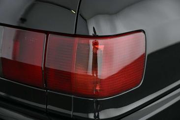 Audi RS2 Avant Black — photo 13