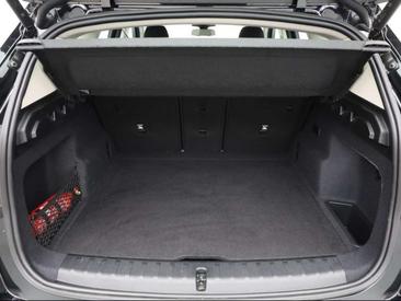 BMW IX1 EDrive20 — photo 15