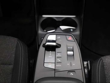 BMW IX1 EDrive20 — photo 17