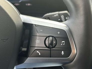 BMW IX1 XDrive30 — photo 17