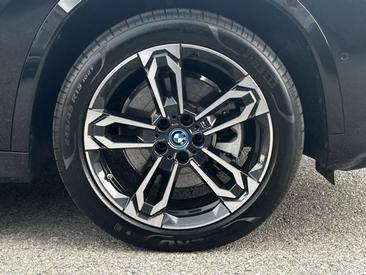 BMW IX1 XDrive30 — photo 24