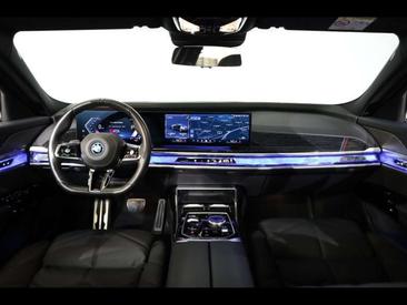 BMW I7 Berline EDrive50 — photo 7