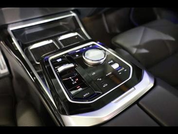 BMW I7 Berline EDrive50 — photo 12