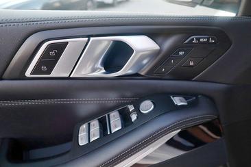 BMW X7 XDrive40d — photo 18