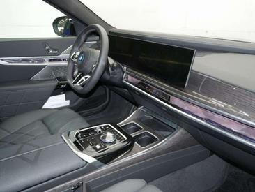 BMW I7 Berline M70 XDrive — photo 5
