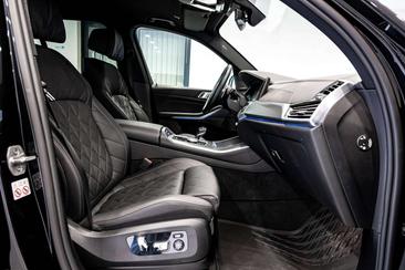 BMW X5 XDrive45e — photo 12
