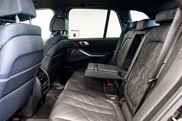 BMW X5 XDrive45e — photo 21