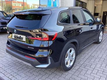 BMW IX1 XDrive30 — photo 2