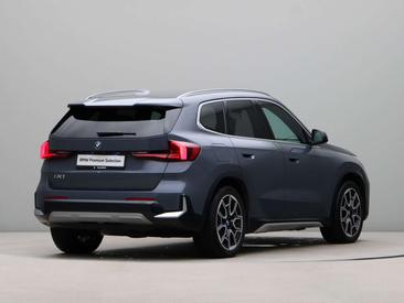BMW IX1 XDrive30 — photo 4