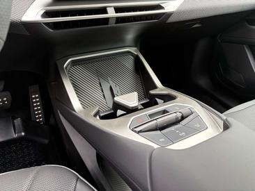 BMW iX3 40 — photo 11