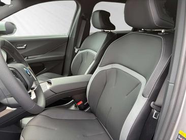 BMW iX3 40 — photo 15