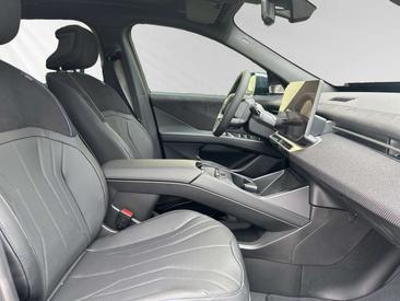 BMW iX3 40 — photo 7