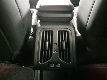 BMW IX2 EDrive20 2026 Noir — photo 17