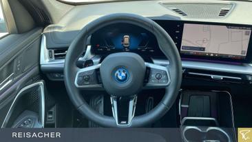 BMW IX1 EDrive20 — photo 5