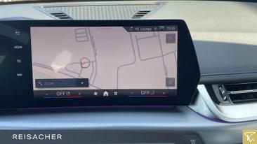 BMW IX1 EDrive20 — photo 12