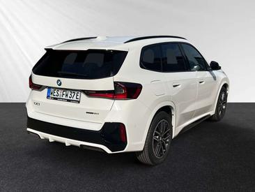 BMW IX1 EDrive20 — photo 2