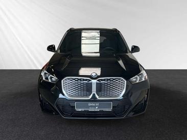 BMW IX1 EDrive20 — photo 5