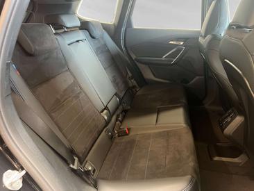 BMW IX1 EDrive20 — photo 13