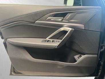BMW IX1 EDrive20 — photo 15