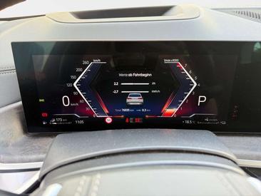 BMW X5 — photo 9