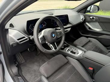 BMW 120i M Sport — photo 13