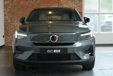 Volvo EC40 Coupé SUV Single Motor Extended Range — photo 4