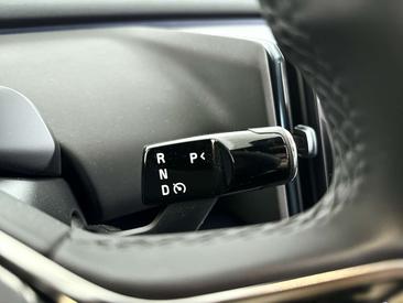 Volvo EX30 Single Motor Extended Range — photo 16