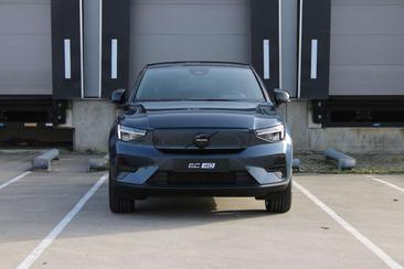 Volvo EC40 Coupé SUV Single Motor Extended Range — photo 12