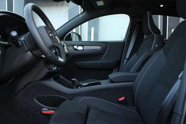 Volvo EC40 Coupé SUV Single Motor Extended Range — photo 15