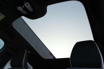 Volvo EC40 Coupé SUV Single Motor Extended Range — photo 19