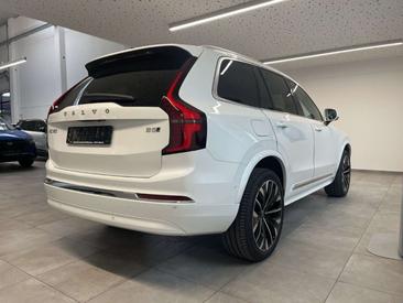 Volvo XC90 B5 AWD — photo 3