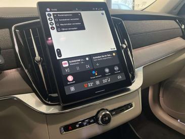 Volvo XC90 B5 AWD — photo 14