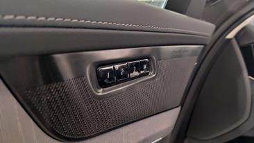 Volvo XC90 T6 AWD — photo 18