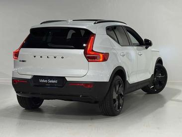 Volvo EX40 Single Motor Extended Range — photo 2