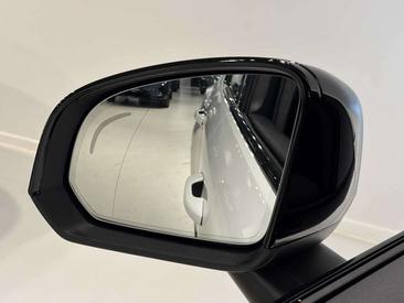 Volvo EX40 Single Motor Extended Range — photo 12