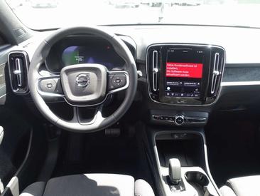 Volvo EX40 Single Motor Extended Range — photo 11
