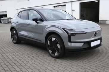 Volvo EX30 Single Motor Extended Range — photo 8