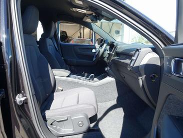 Volvo EX40 Single Motor Extended Range — photo 10