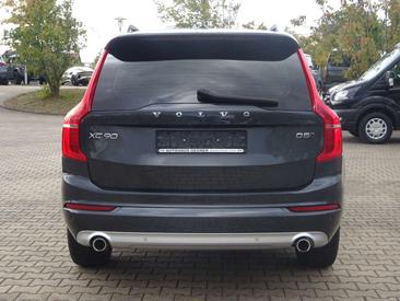 Volvo XC90 D5 AWD — photo 8