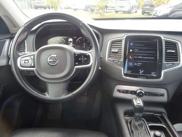 Volvo XC90 D5 AWD — photo 17
