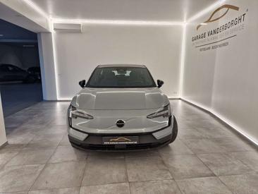 Volvo EX30 — photo 2
